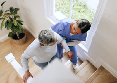 What Does a Home Health Nurse Do?