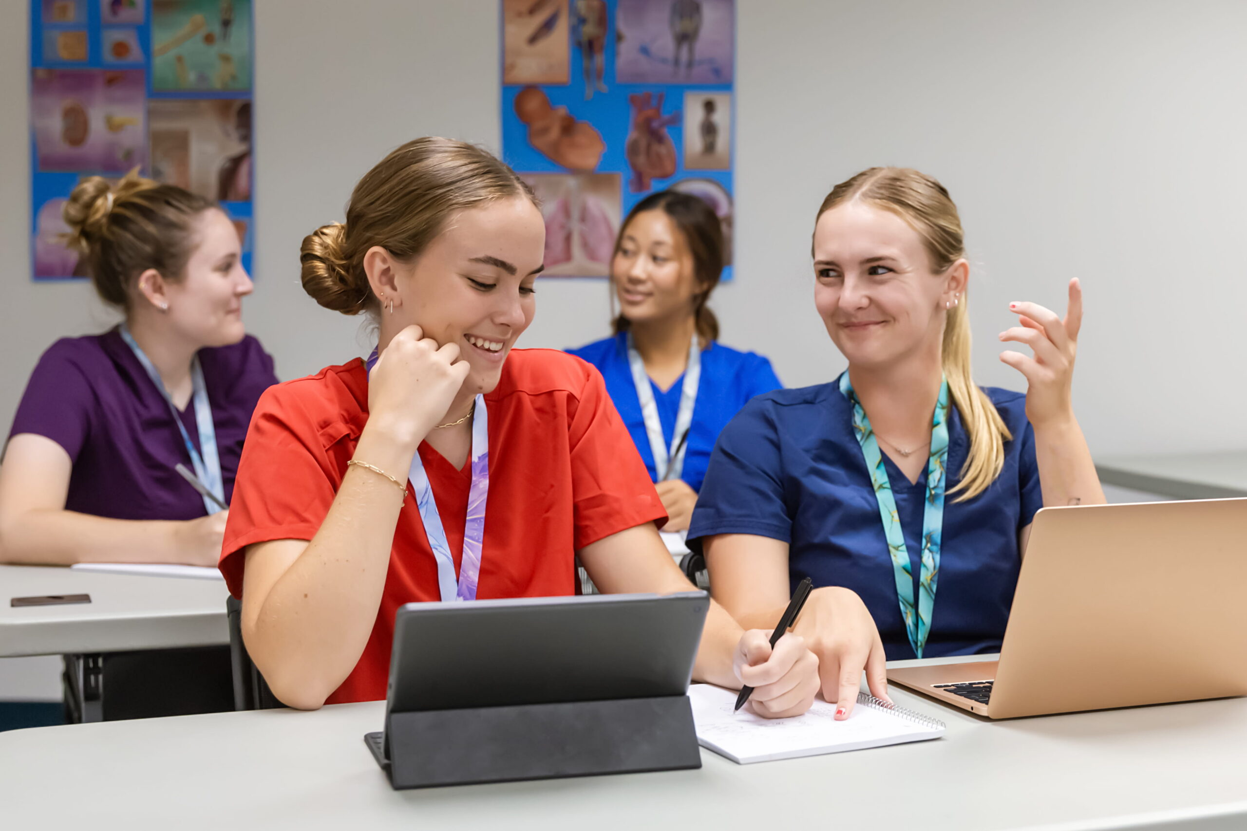 choosing-the-right-nursing-program-min2