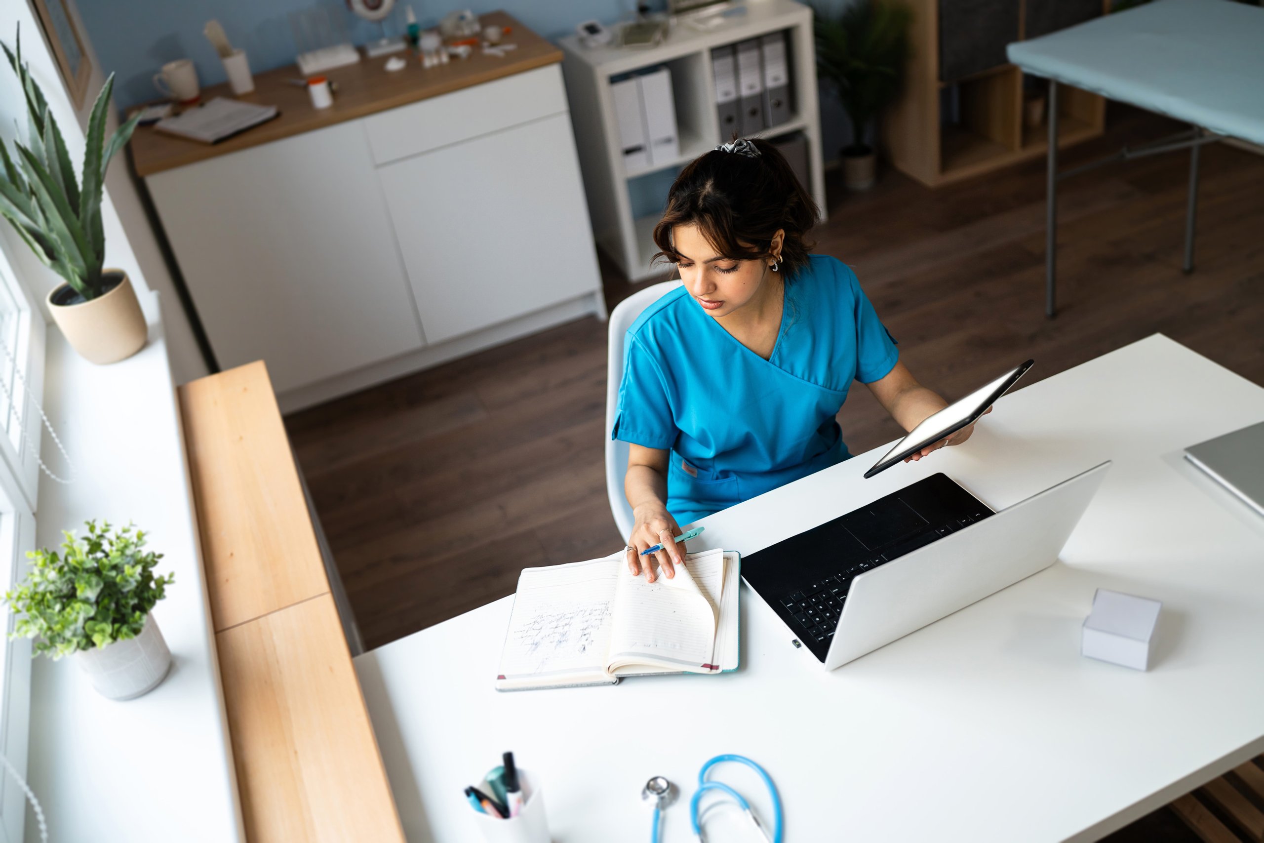 how-hard-is-nursing-school-min1-resized